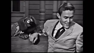 The Jimmy Dean Show - Rowlf comes back from Long Island fair
