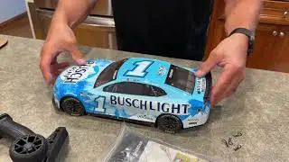 Losi NASCAR #1 Ross Chastain ZL1 Camaro unboxing