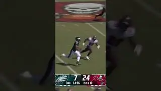 Saquon Barkley starts the second half with a 59 yard run 💨🔥 I Eagles vs Buccaneers Highlights