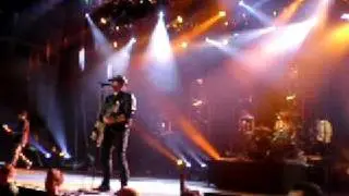 Fall Out Boy - Sugar We're Going Down Live at Cardiff