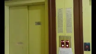 2x Ganz Schindler elevator with loud doors