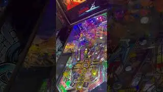 The Sopranos Pinball Machine (Stern, 2005)