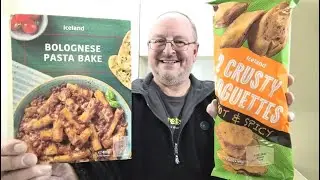 Iceland Bolognese Pasta Bake And Hot & Spicy Crusty Baguettes ~ Food Review 