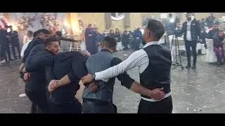 Kars halay diz kırma....(gocceli-sert Malatya)#kars #bar #halay