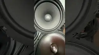 АВТОЗВУК ЗА НЕДОРОГО! МИДБАСС ЗА 3200, СЕРЕДИНА ЗА 2800! Новинки от компании MOMO! Слушаем, #r2v !!!