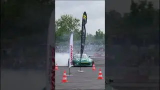 BMW M4 almost crashes while drifting #shorts #bmw #drifting #racing