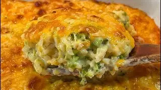 Простая запеканка из брокколи с сыром и рисом (сливочная, без консервированного супа)