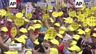 Raw: May Day Protests In Manila And Taipei