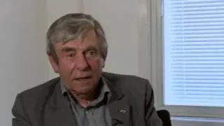Melvyn Hayes remembers Christopher Lee...