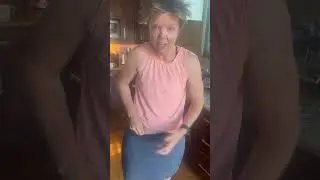 One way to apply an estrogen patch.