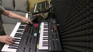 Techno Jam #03 - Roland SE02, TR8s, Arturia Minifreak, Korg Modwave MKII