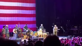 Willie Nelson with Bob Weir - It&rsquo;s Hard To Be Humble 9/16/23