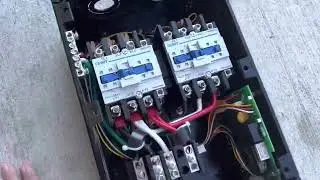 Southwire 40450RVC Surge Guard Automatic Transfer switch With Shore Power Sensing 50A