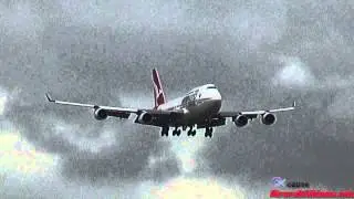 QANTAS 