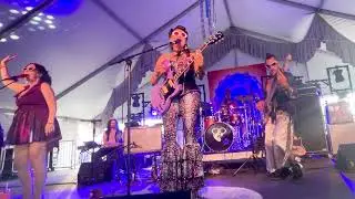 Pamela Parker's Fantastic Machine EPK