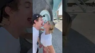 Somos amigos o novios?? #skateboarding