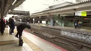 砂の鏡と車掌さんのお辞儀　広島駅1番乗り場到着メロディ　227系A32編成