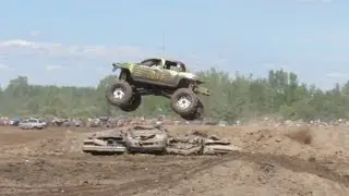 WTF Freestyle Mudding At Michigan Mud Jam View 2