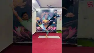 Acroyoga #acroyoga,akroyoga,acroyogi,how to acroyoga,acroyoga flow,acro-yoga,learn #beginners #crazy