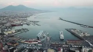 Napoli vista dal drone