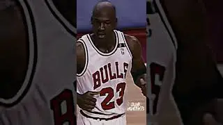MICHAEL JORDAN CRAZY OFFENSIVE 3-POINTERS😱🏀🏀 #basketballmoves #nbaedits #nbaplays  #viral