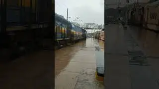 Hyderabad Hubli express😱😱😱😱