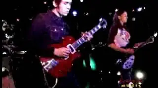 Blondfire - Kiss This - live on Fearless Music