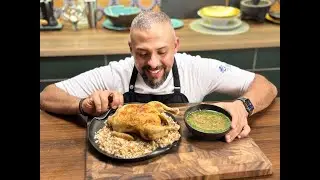 أرز بالشعرية و ملوخية و فراخ محمرة