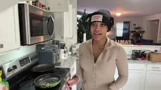💅🏽 EKane LIVE 💅🏽 Cooking Pot Roast&hellip;🥘