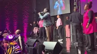 🎵 Robert Hawkins &ldquo;Things Will Work Out&rdquo; Live at Kingdom in the Valley Christian Church | Phoenix, AZ