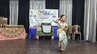 আরাধ্যর ছোট্টো প্রচেষ্টা ....