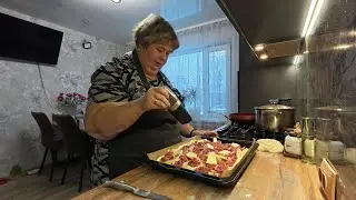 Наш любимый пирог и творожная запеканка как муж попросил.