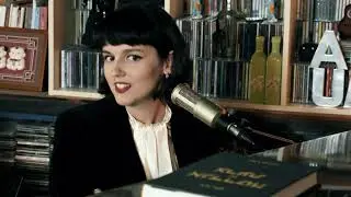 4TRACK | Anat Moshkovski & Chill Pill