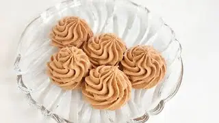 گاناش مونته بادام _ کرم لطیف با طعم بی‌نظیر مناسب برای فیلینگ کیک و خامه کشی