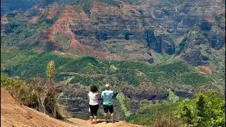 EXPLORING KAUAI: BEACHES 🏝️ HIKES 🥾 AND HIDDEN GEMS! 🌿