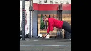 P360: Staggered Plyo Push-Ups