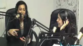 MELANIE FIONA hangs out with 