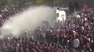 Myanmar Gamsung Thusuoh😭: Police fire water cannon at Protesters in Naypyidaw