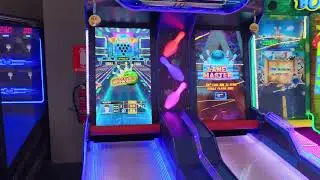 Playing Lane Master at an arcade... Episode 48 