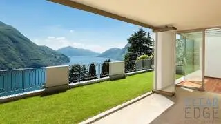 CLEAR EDGE FRAMELESS GLASS: Create the ultimate indoor-outdoor flow