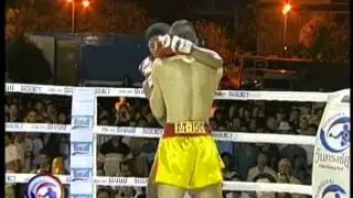 King's Cup 2010 muay thai Kombat League Alessio D'Angelo VS Kongdef Sor. Rakchat 1&deg; part