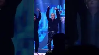 Felix proving he's not just a visual but a complete performer 🤩🔥 #felix #skz #idol #kpop #viralvideo