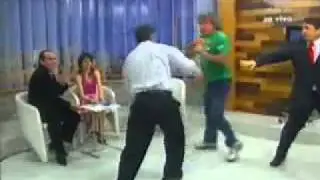 Briga durante programa de TV Bibo Nunes Show