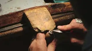 Setting A REALLY COOL Center Diamond