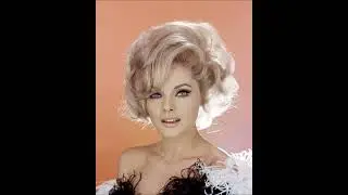 56 Stunning Photos of Actress Virna Lisi From the 1950s and 1960s