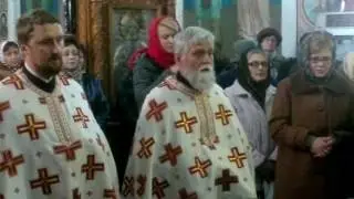 Biserica Sf. Ap. Petru si Pavel Radaseni- Scoaterea Sf. Cruci 2016