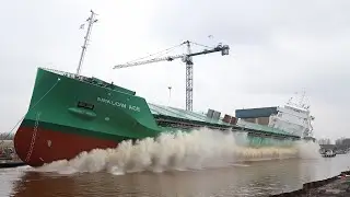 Westerbroek - Tewaterlating van de Arklow Ace bij Ferus Smit