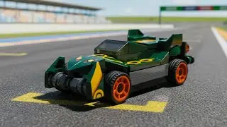 Track racing green car. Mașină verde de curse pe pistă.