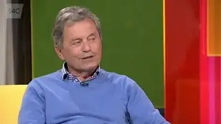 Sgwrs &acirc;'r cyn-chwaraewr rygbi Geoff Davies
