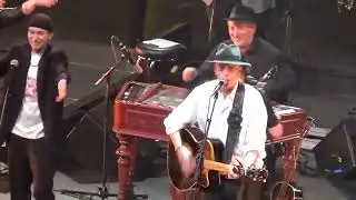 20231207  LJ CD KONCERT VLADO KRESLIN GENERACIJA 1953 NAVDUSIL OBCINSTVO